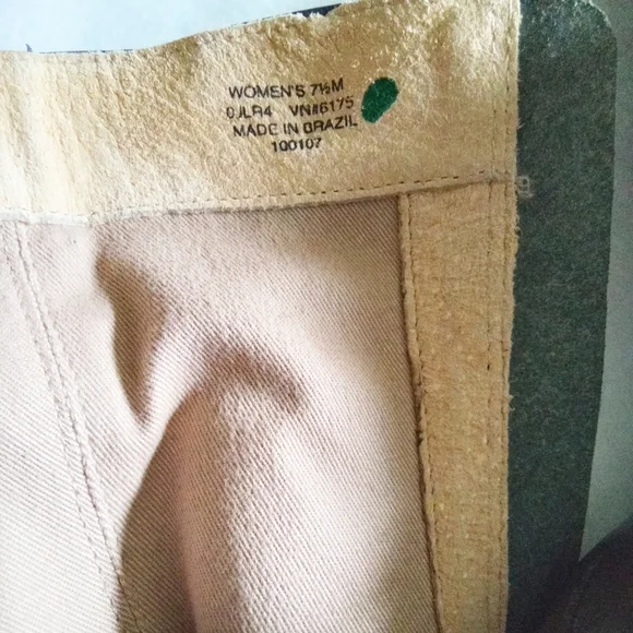 L.L Bean Women's Black Tall Leather Zip Up Heeled Boots - Picture 6 of 12